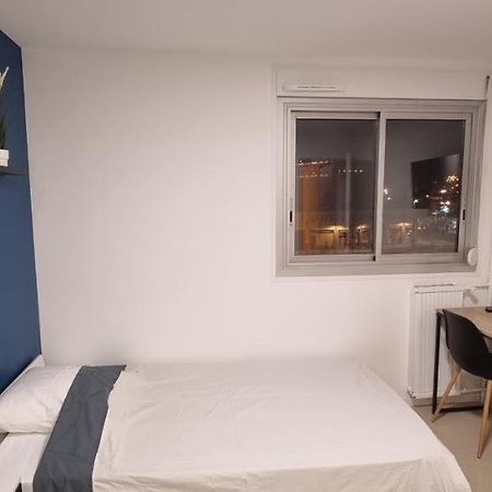 Chambres Avec Douche Privative Dans Appartement Partage - Metro - Wifi Toulouse Kültér fotó