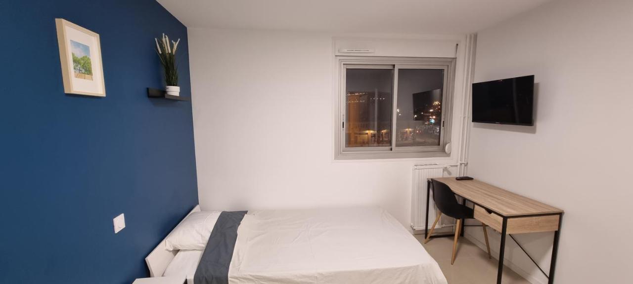 Chambres Avec Douche Privative Dans Appartement Partage - Metro - Wifi Toulouse Kültér fotó