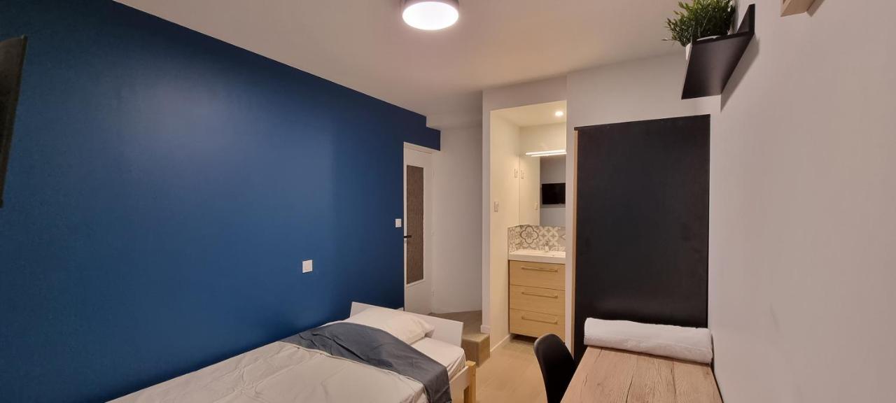 Chambres Avec Douche Privative Dans Appartement Partage - Metro - Wifi Toulouse Kültér fotó